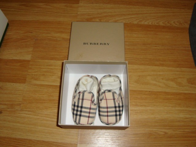 burberry baby booties